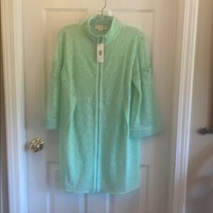 Simply Noelle cover-up